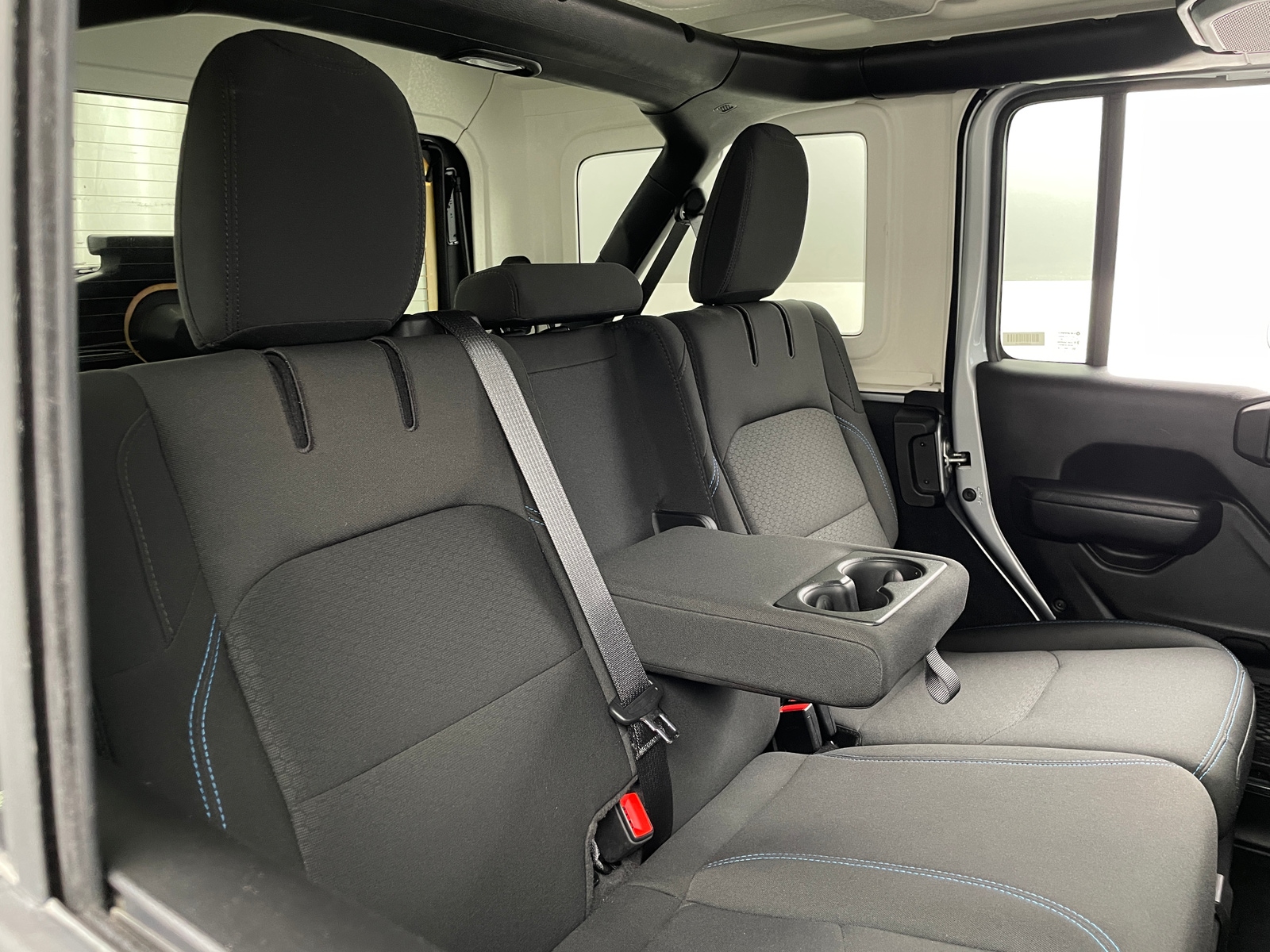 Thumbnail: 2023 Jeep Wrangler - 6