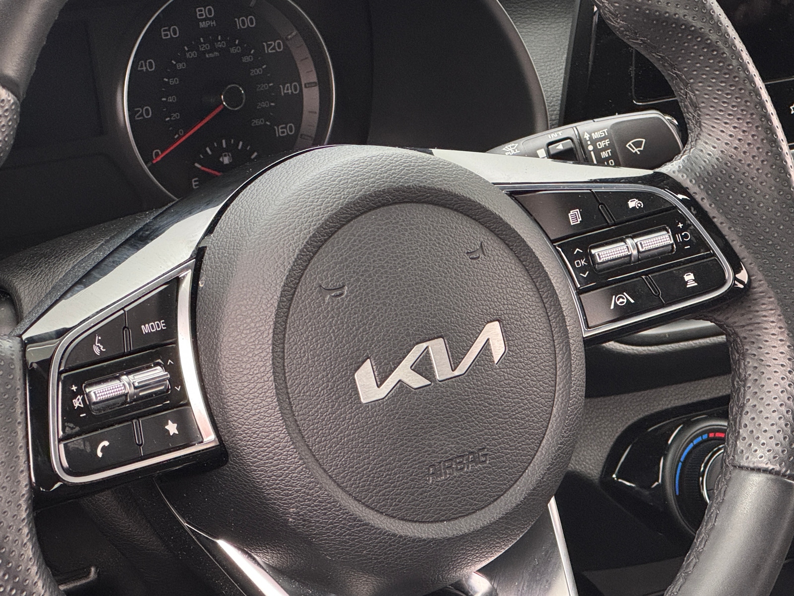 Thumbnail: 2023 Kia Forte - 5