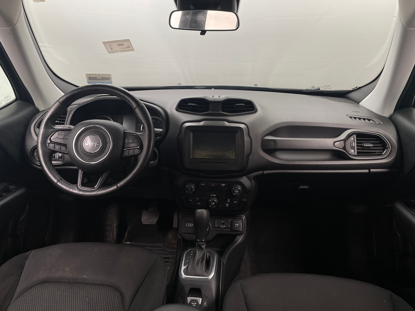 Thumbnail: 2020 Jeep Renegade - 3