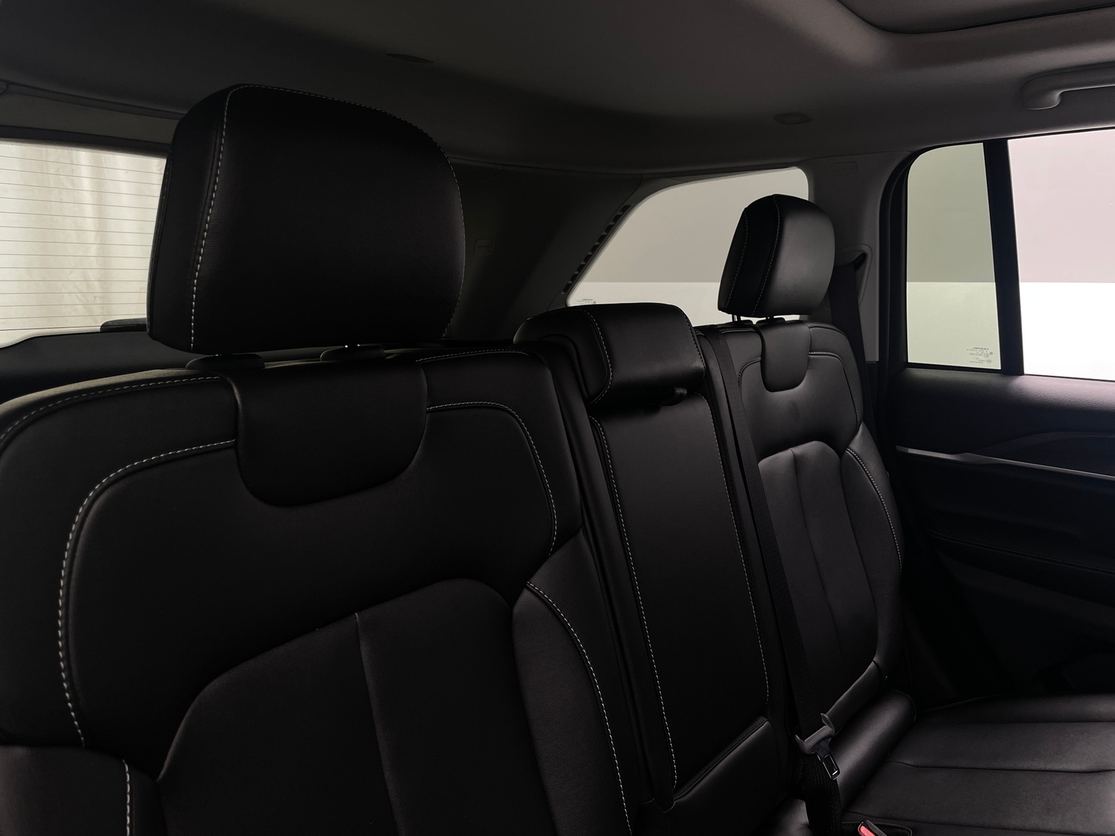 Thumbnail: 2023 Jeep Grand Cherokee - 5