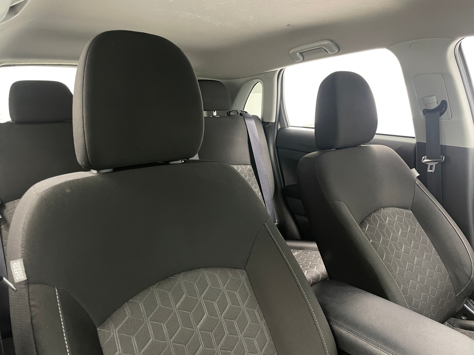Thumbnail: 2020 Mitsubishi Outlander Sport - 2