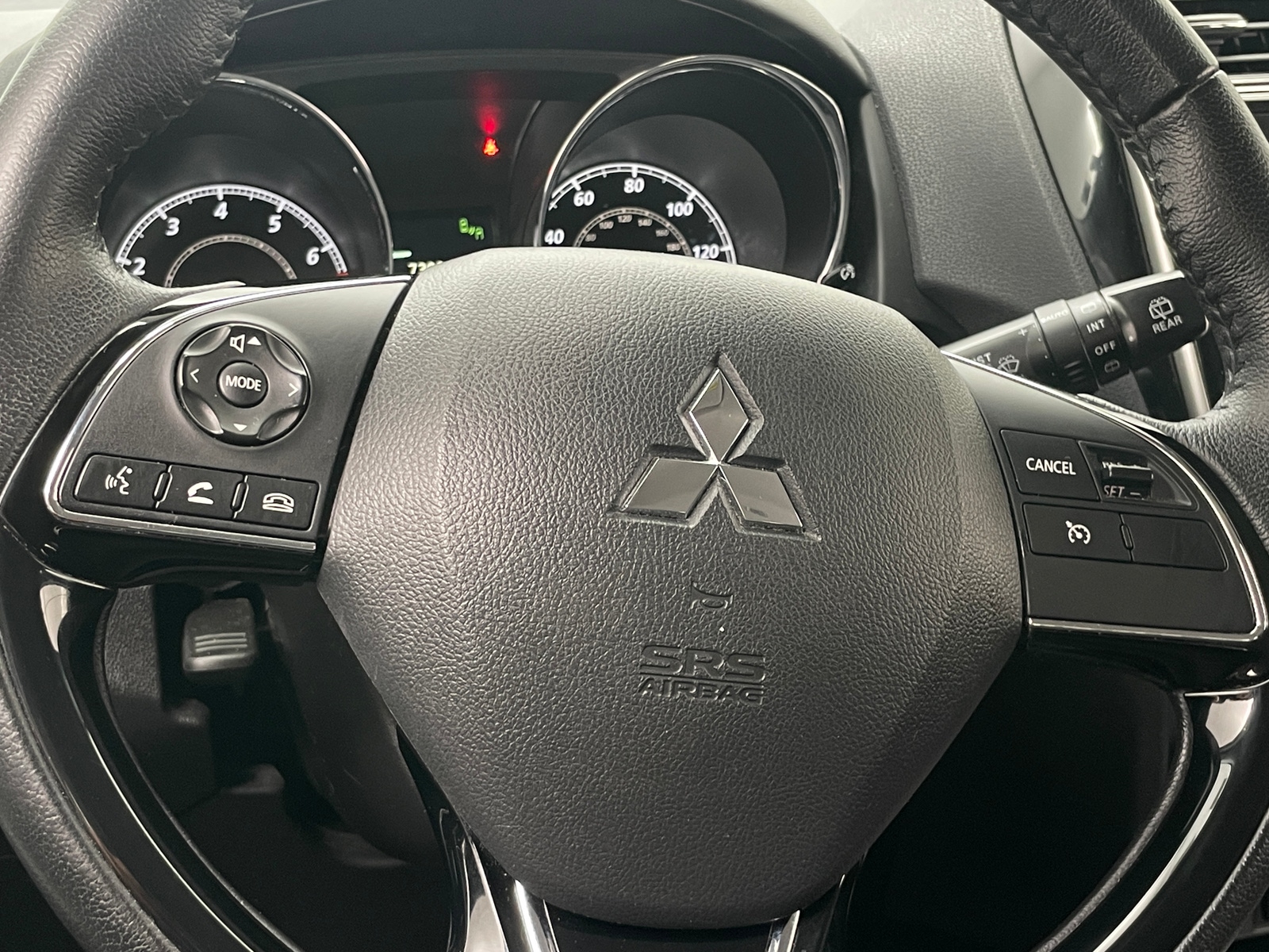 Thumbnail: 2020 Mitsubishi Outlander Sport - 5