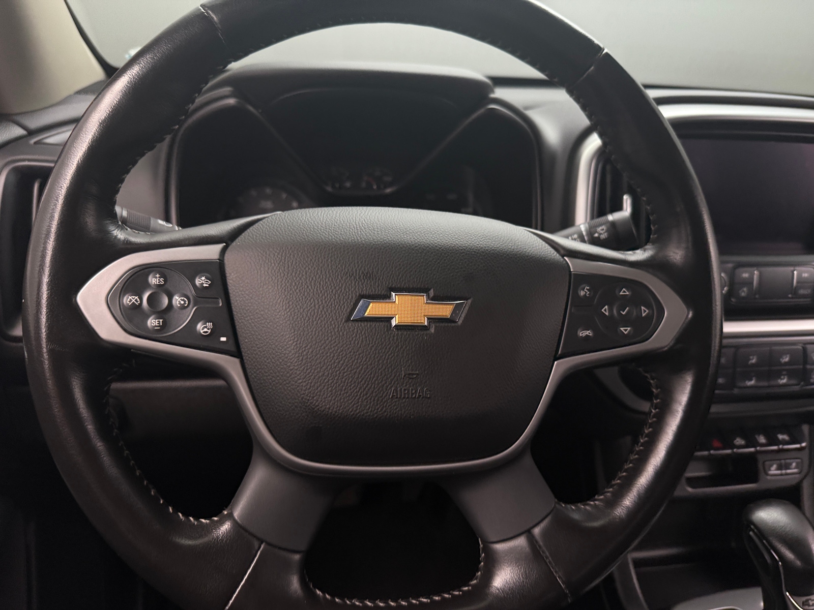 Thumbnail: 2022 Chevrolet Colorado - 4