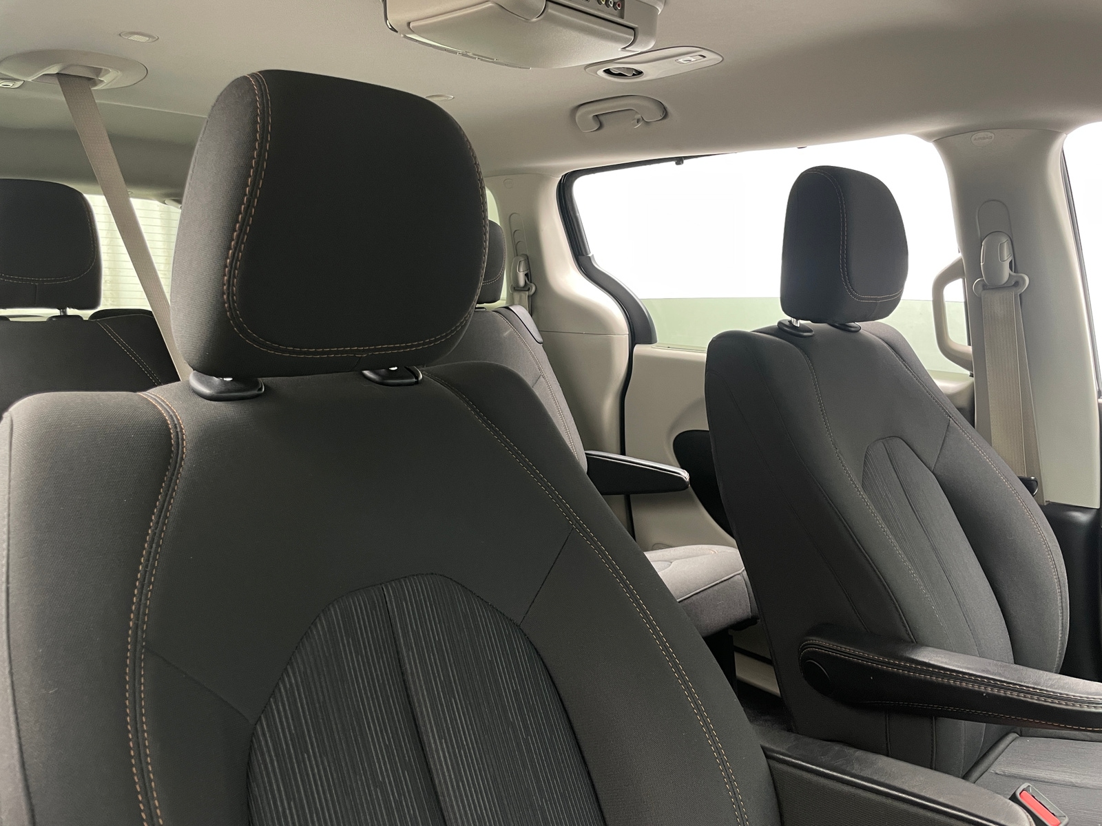 Thumbnail: 2018 Chrysler Pacifica - 2