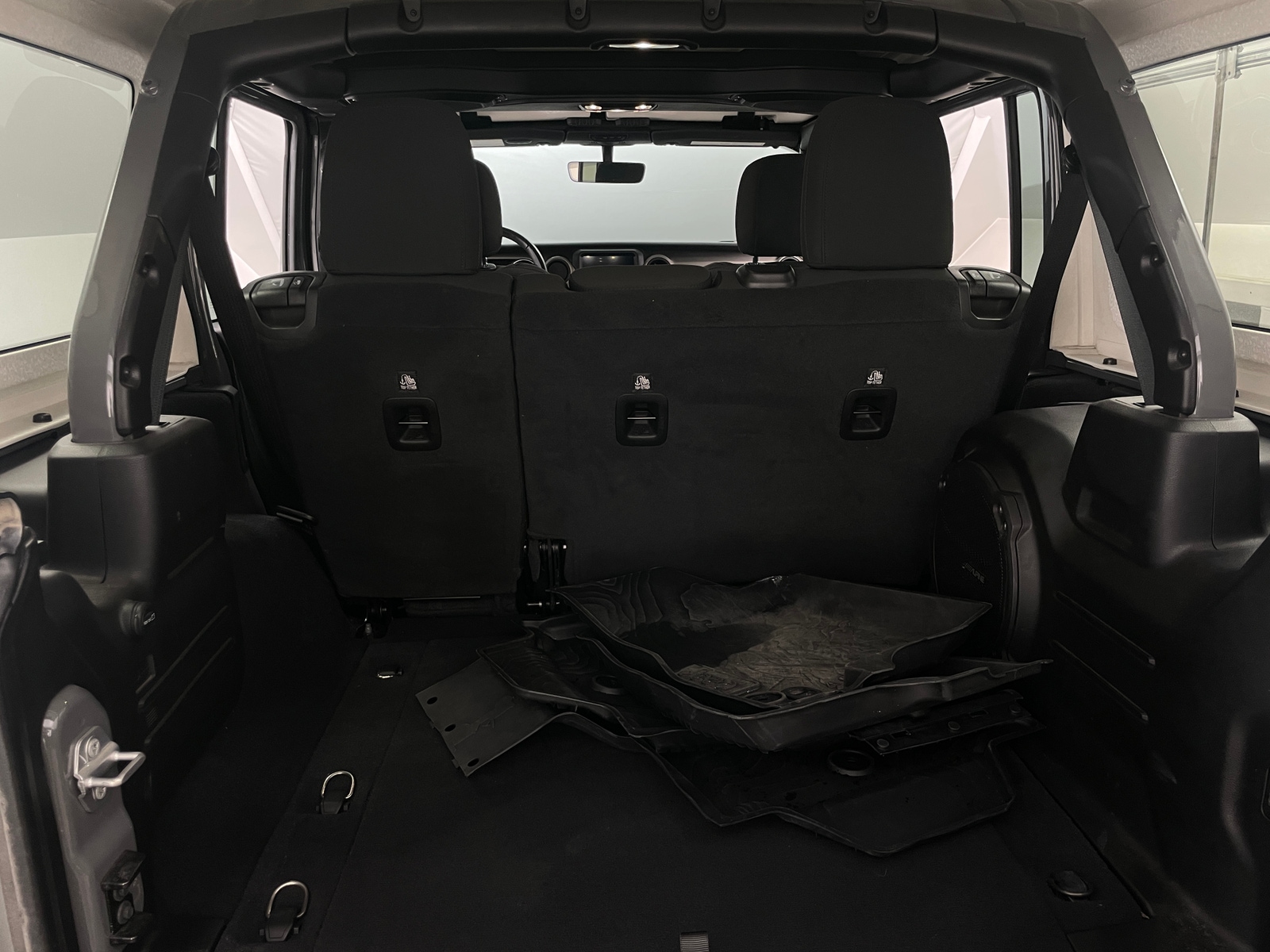 Thumbnail: 2021 Jeep Wrangler - 7