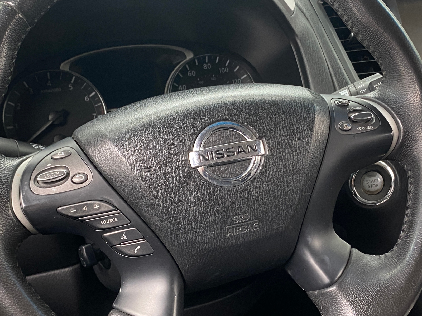 Thumbnail: 2013 Nissan Pathfinder - 5