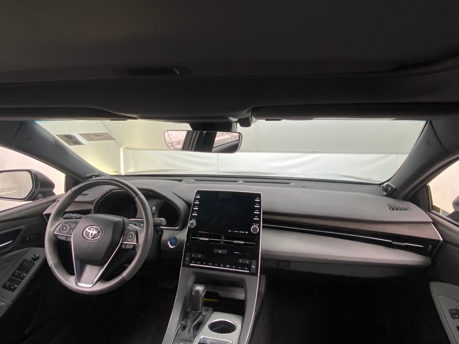 Thumbnail: 2020 Toyota Avalon - 2
