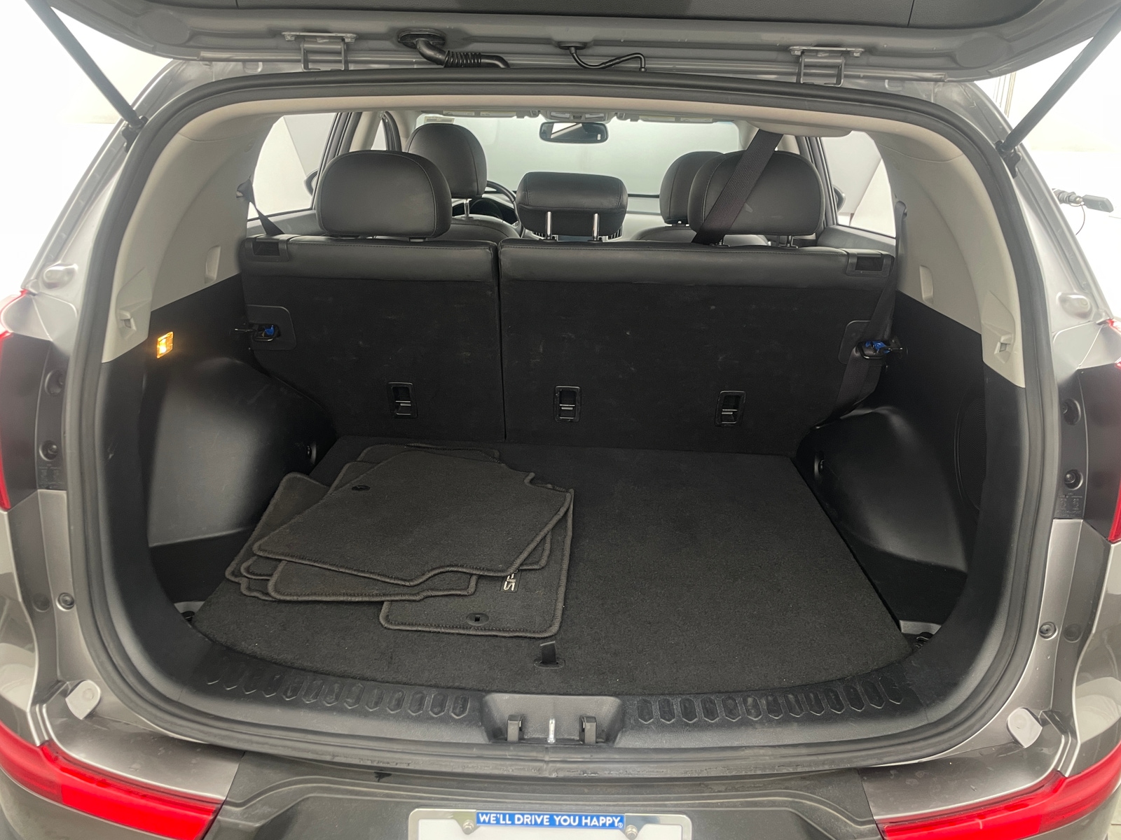 Thumbnail: 2016 Kia Sportage - 6