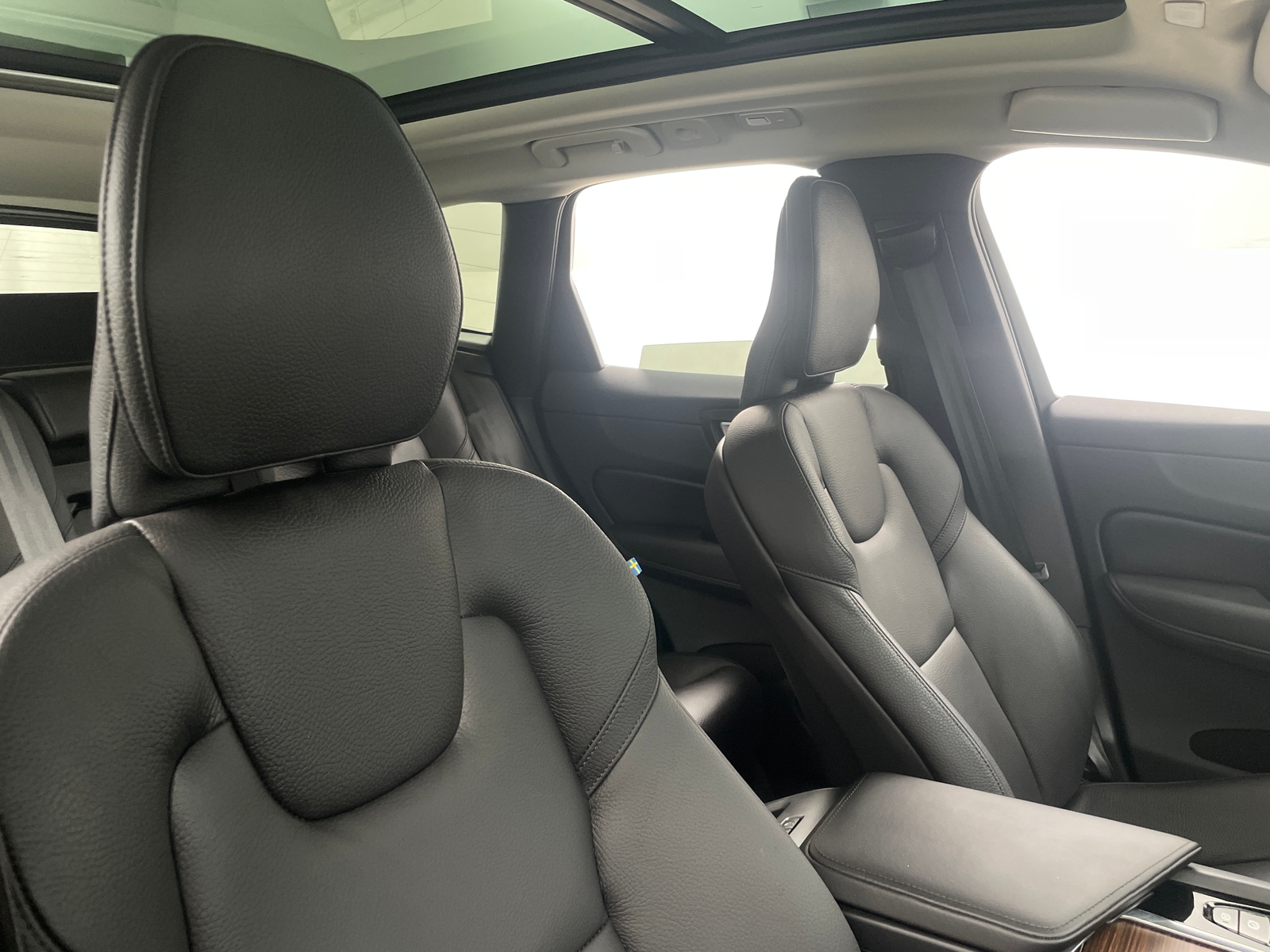 Thumbnail: 2023 Volvo XC60 - 2