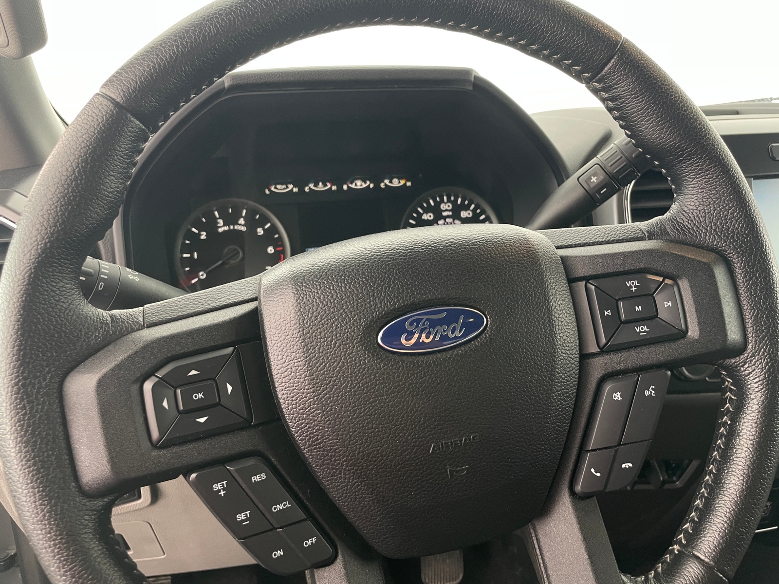 Thumbnail: 2015 Ford Econoline - 5