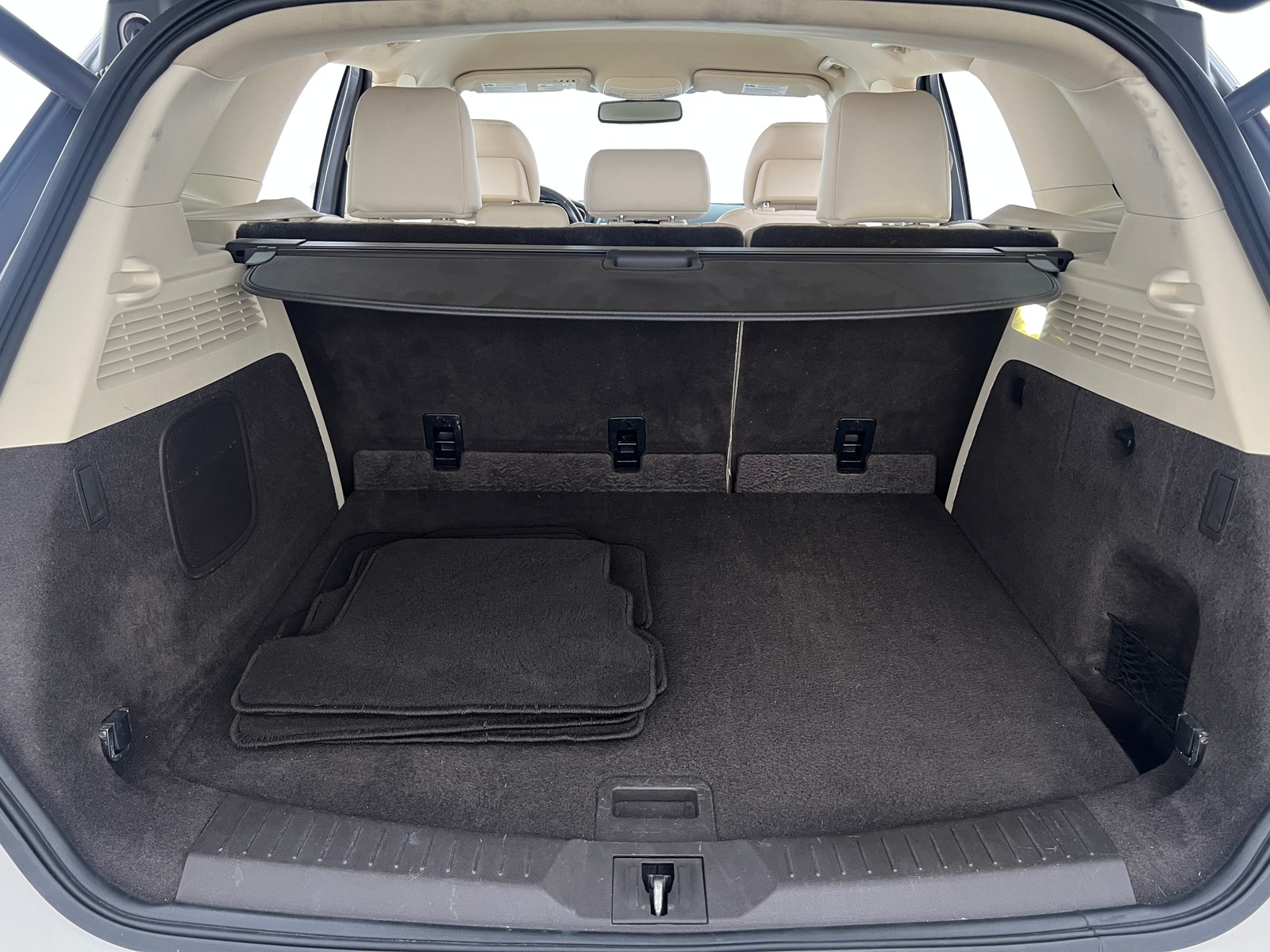 Thumbnail: 2016 Lincoln MKC - 6