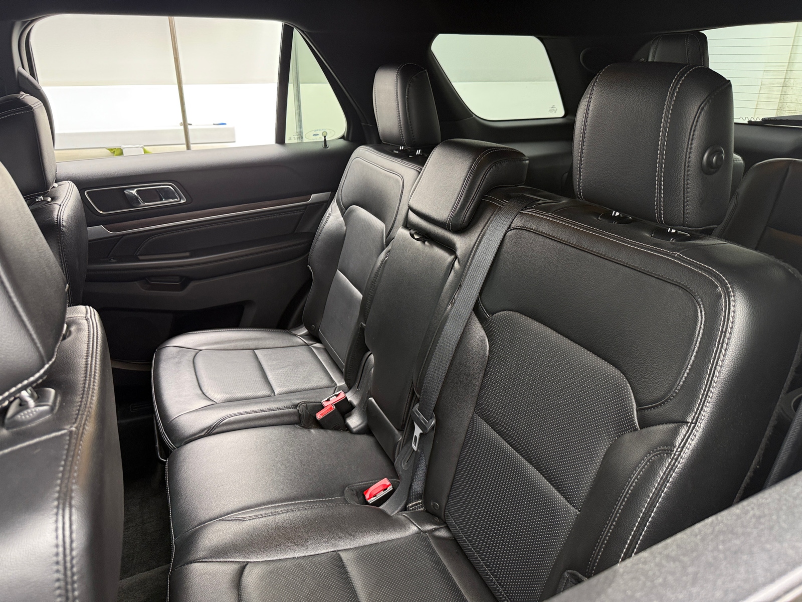 Thumbnail: 2017 Ford Explorer - 5