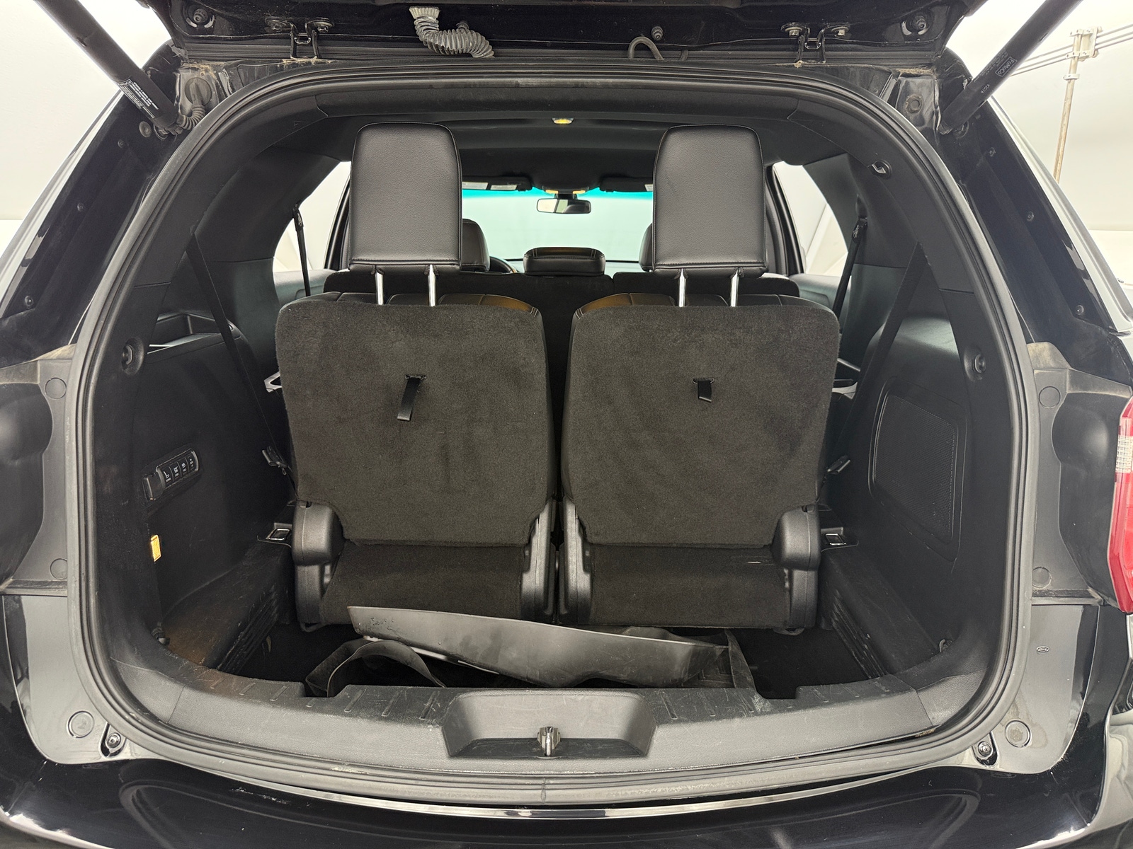 Thumbnail: 2017 Ford Explorer - 6