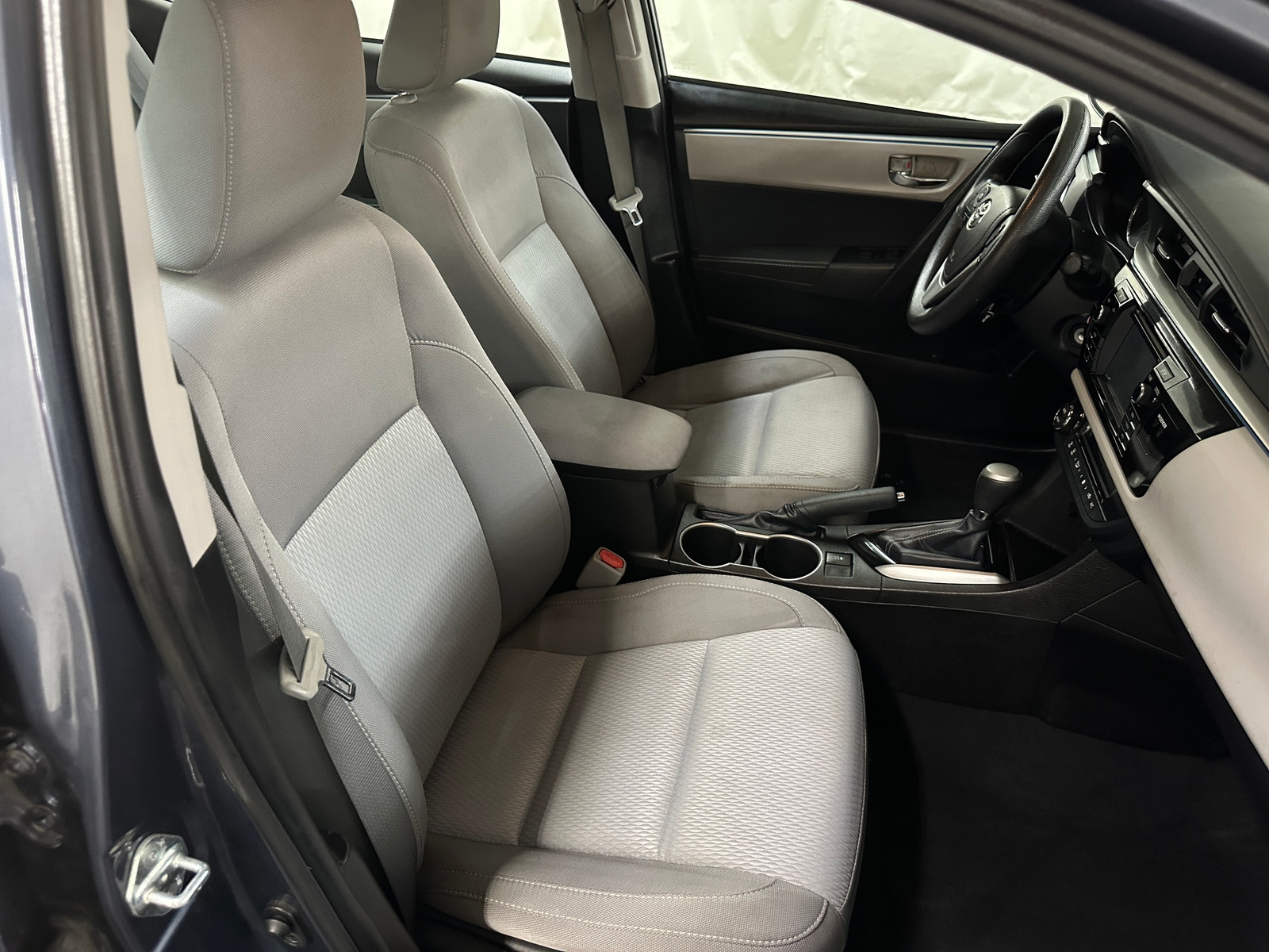 Thumbnail: 2016 Toyota Corolla - 2