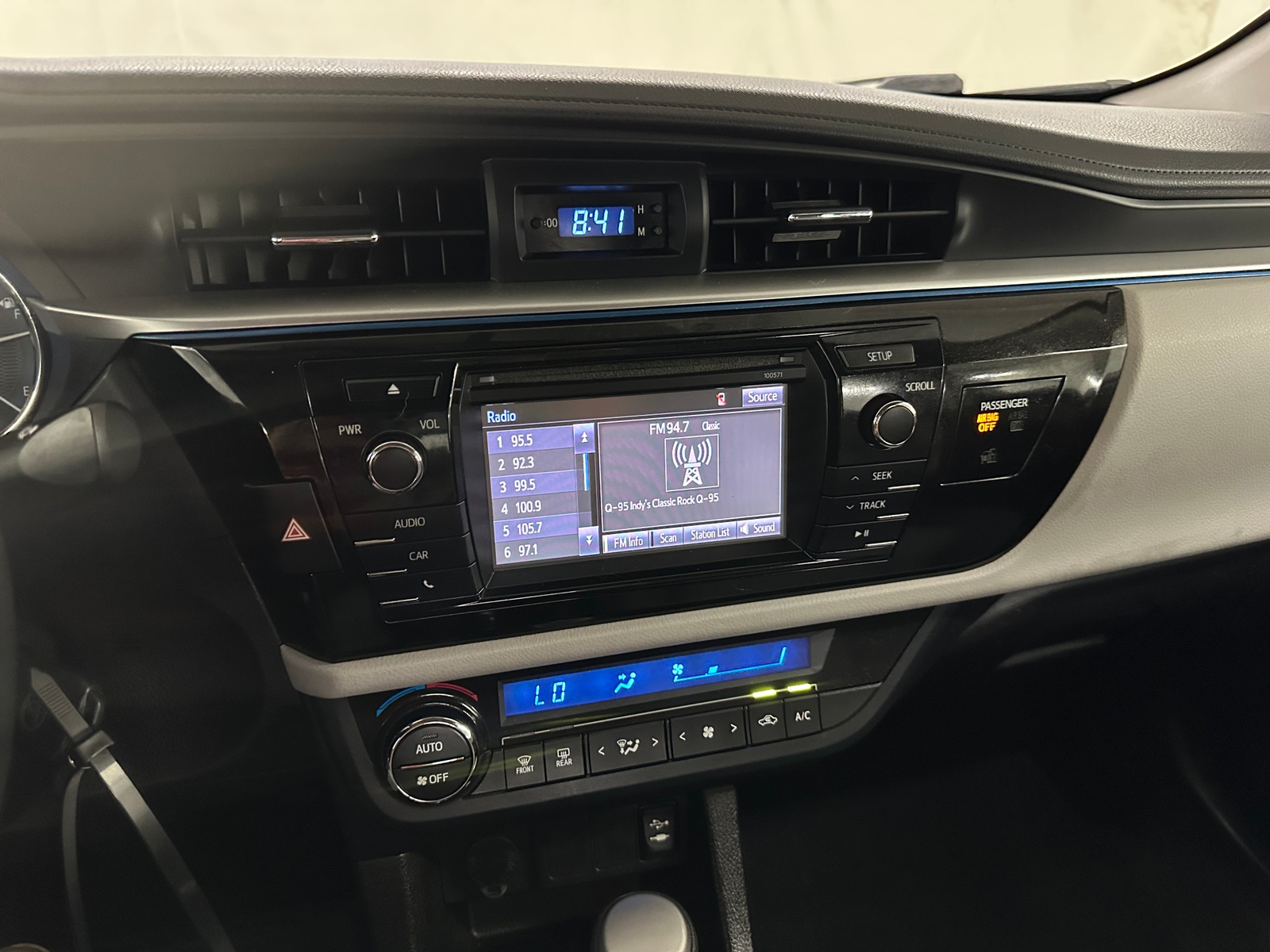 Thumbnail: 2016 Toyota Corolla - 4