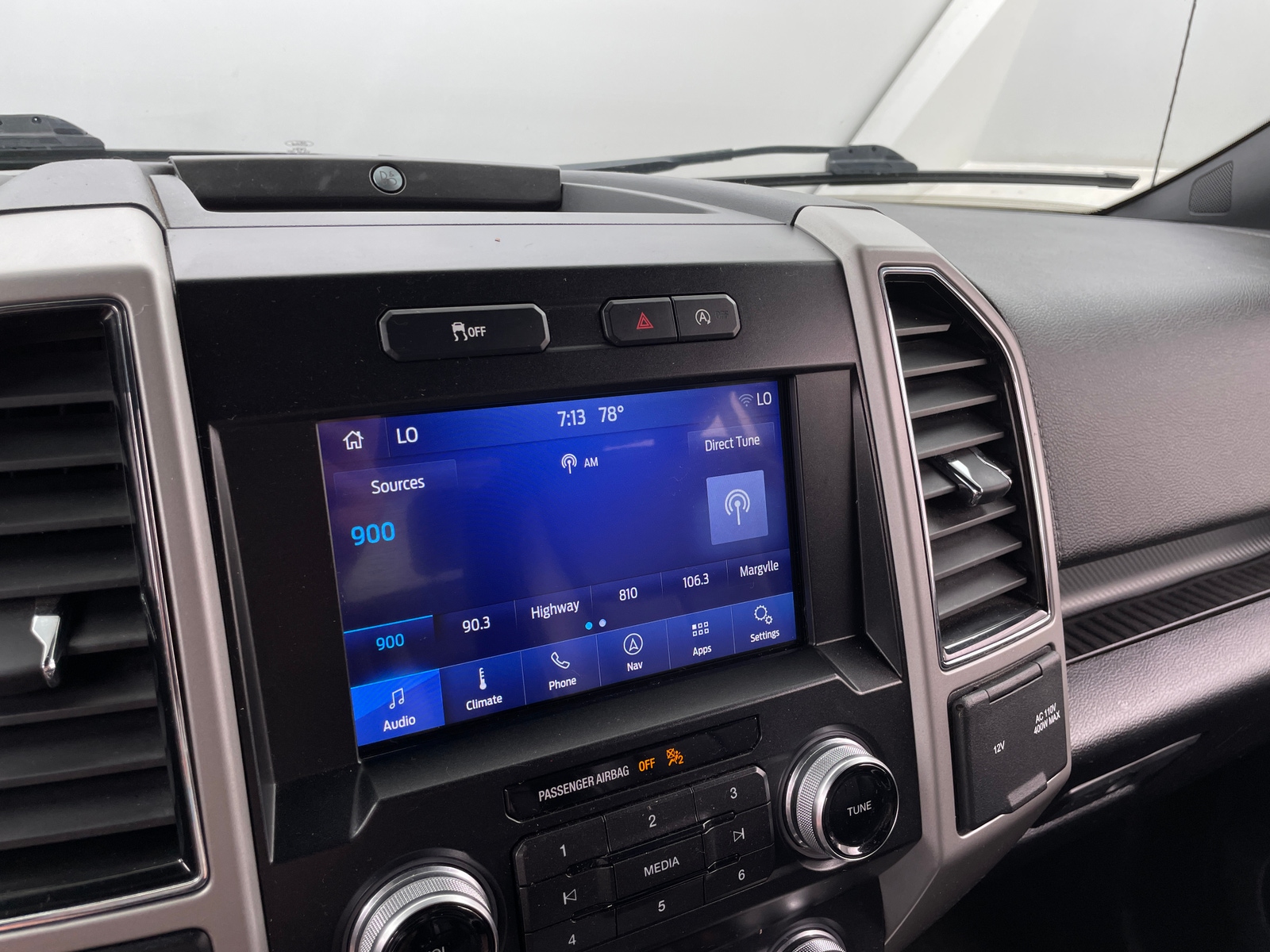 Thumbnail: 2019 Ford Econoline - 3