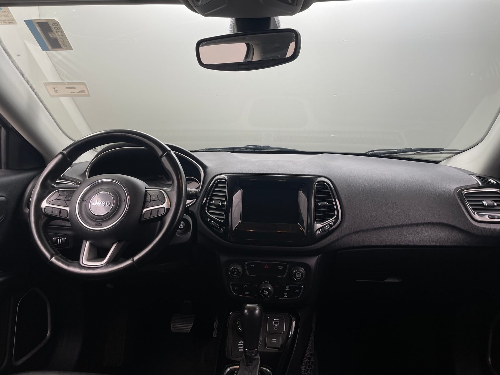 Thumbnail: 2020 Jeep Compass - 3