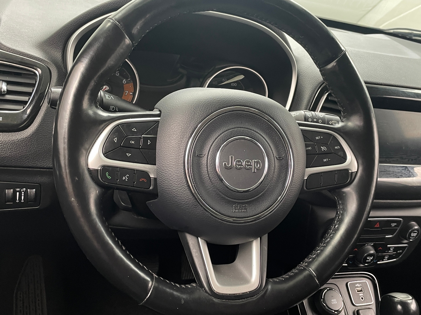 Thumbnail: 2020 Jeep Compass - 5