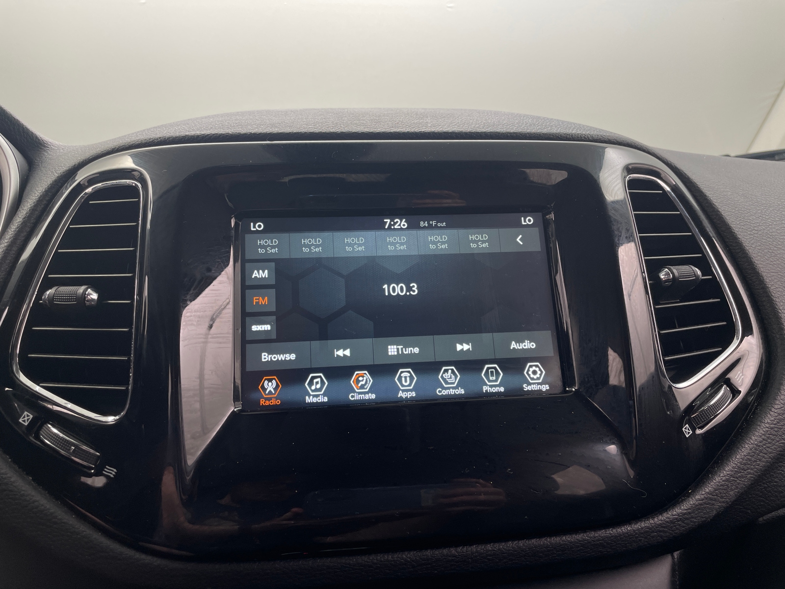 Thumbnail: 2020 Jeep Compass - 4