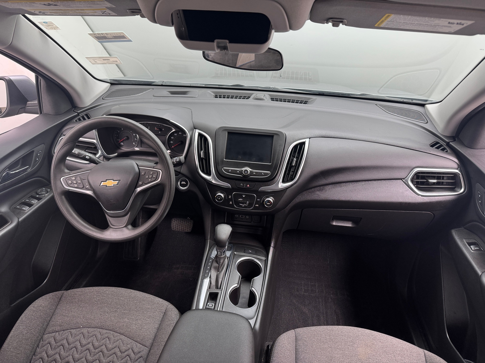 Thumbnail: 2023 Chevrolet Equinox - 3