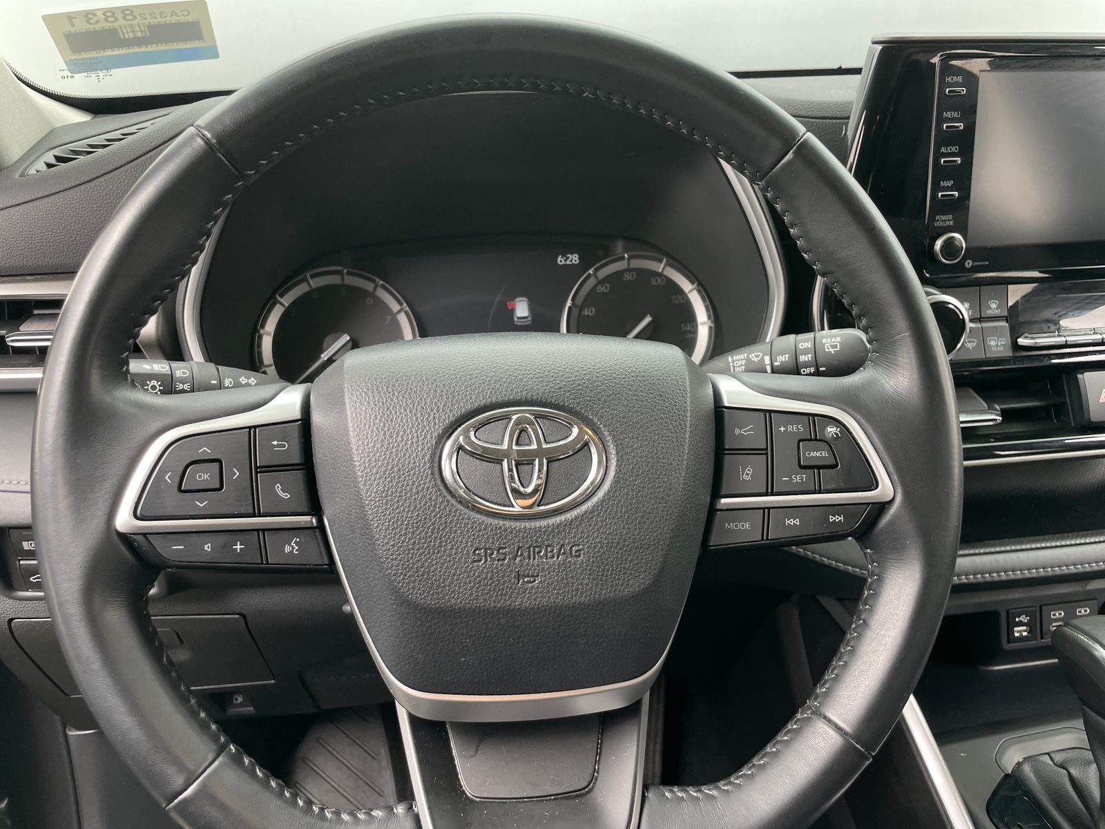 Thumbnail: 2022 Toyota Highlander - 4