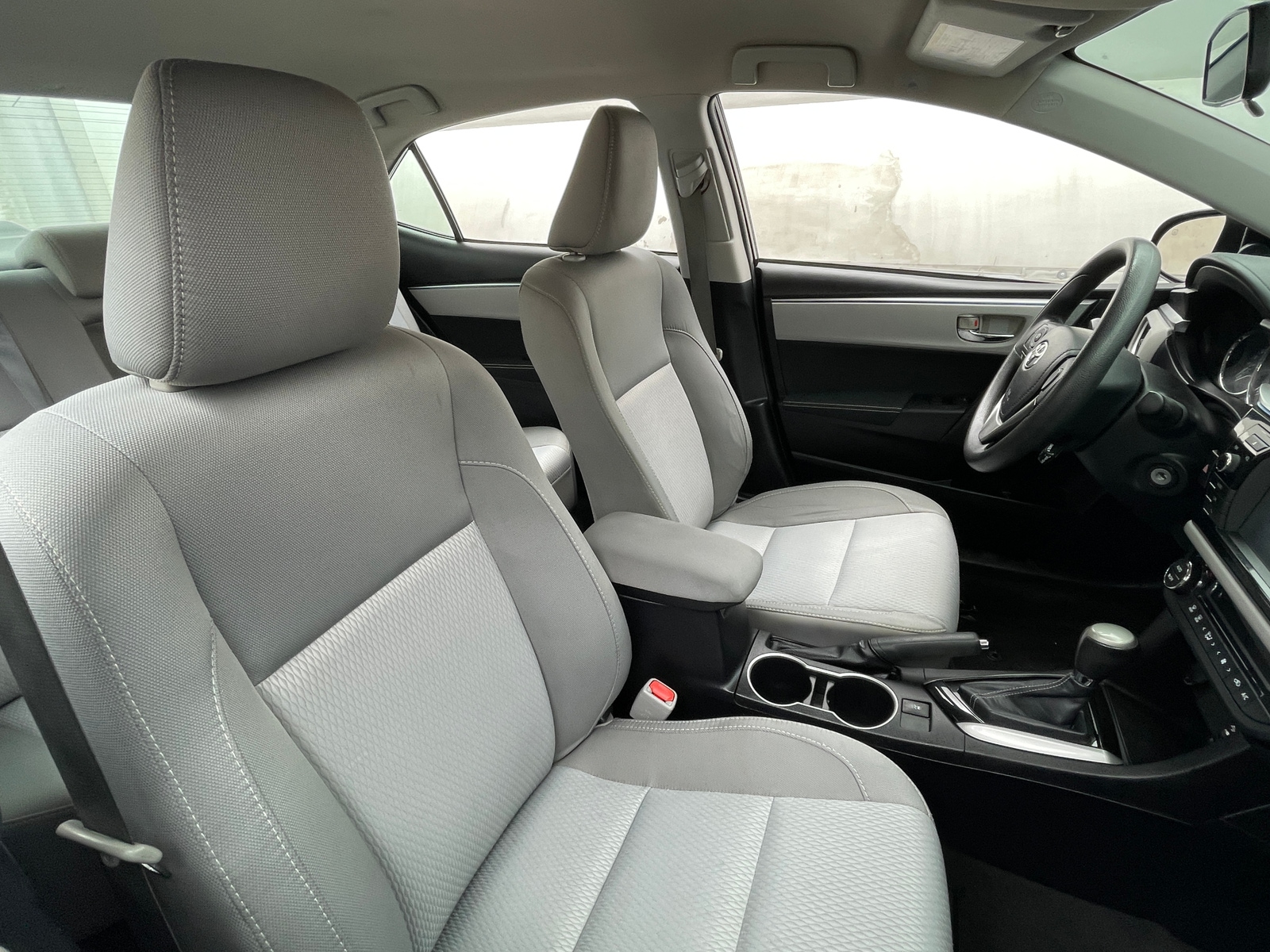 Thumbnail: 2015 Toyota Corolla - 2
