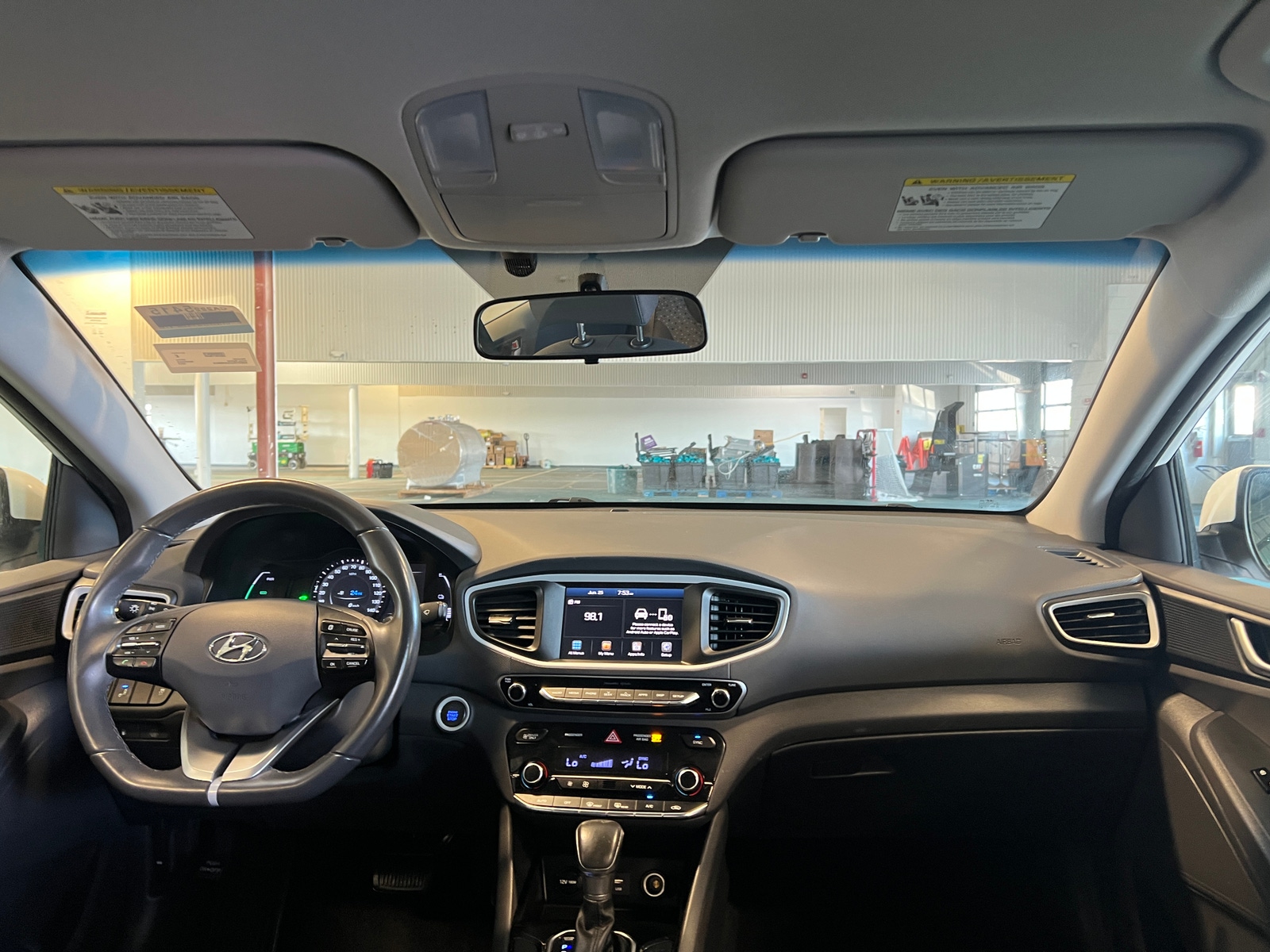 Thumbnail: 2018 Hyundai Ioniq - 3