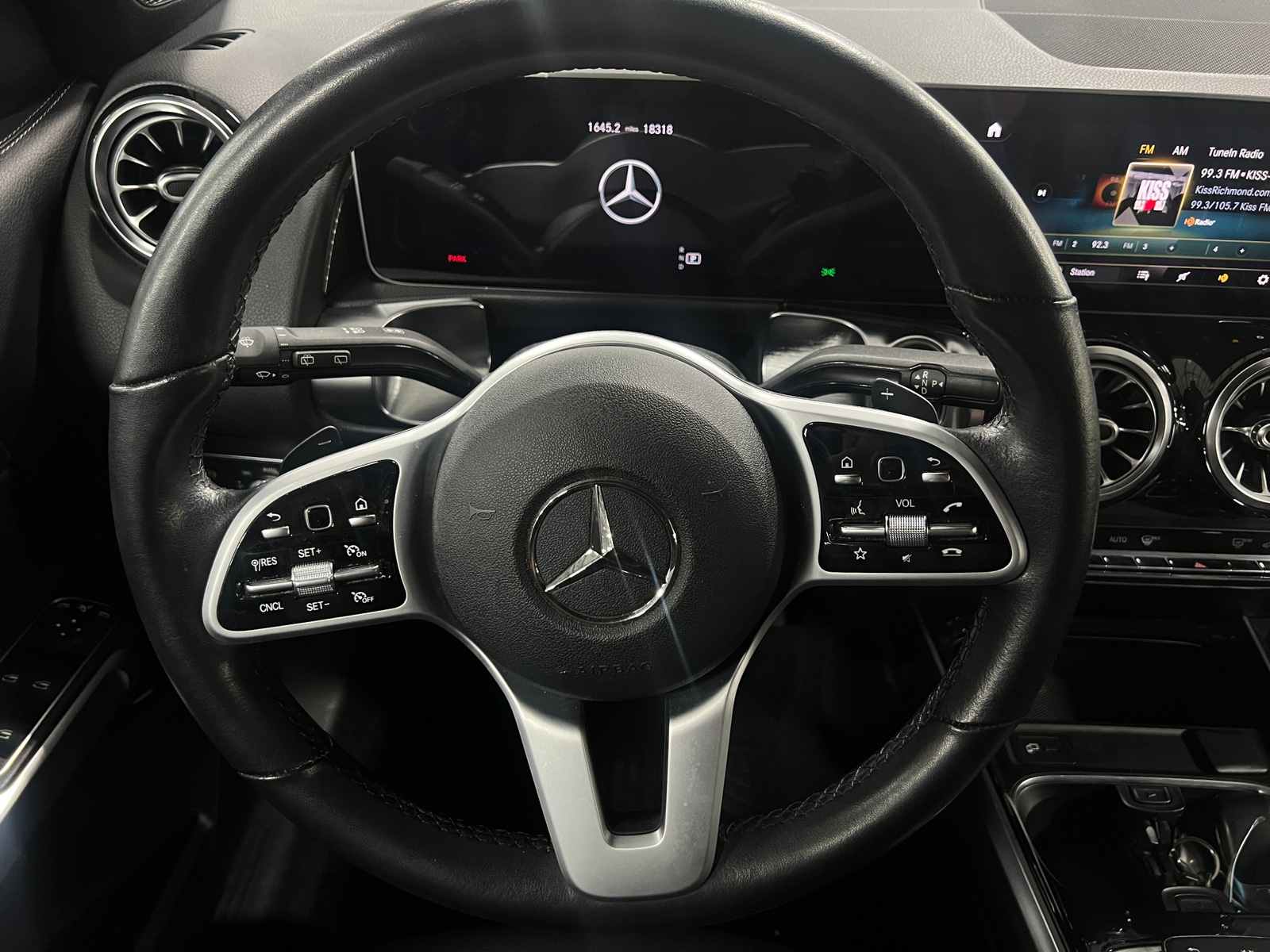 Thumbnail: 2020 Mercedes-Benz GLB - 4