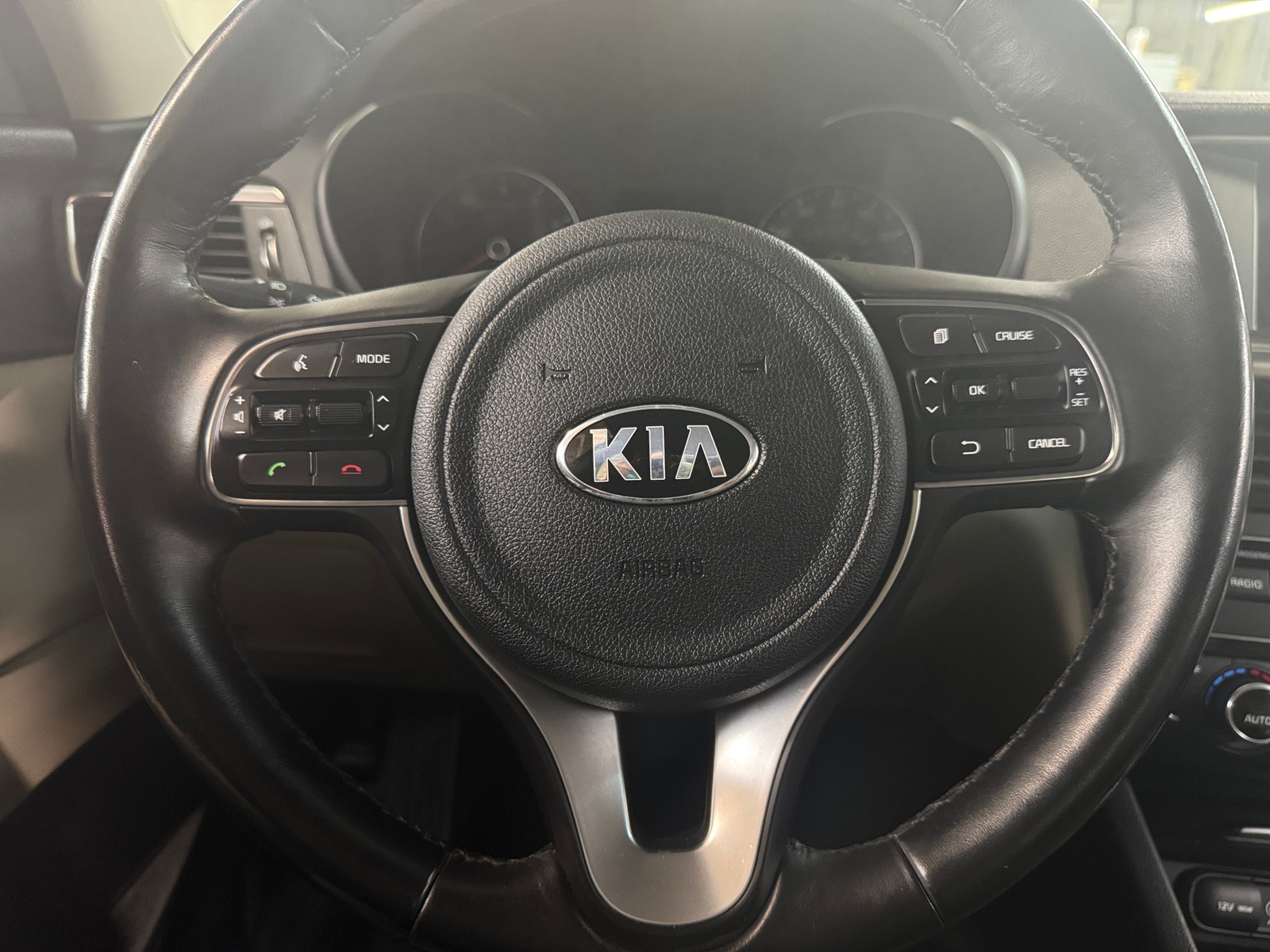 Thumbnail: 2018 Kia Optima - 4