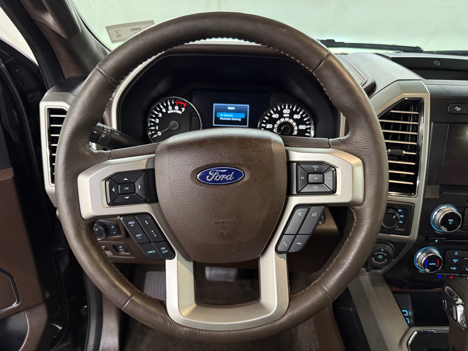Thumbnail: 2018 Ford Econoline - 4