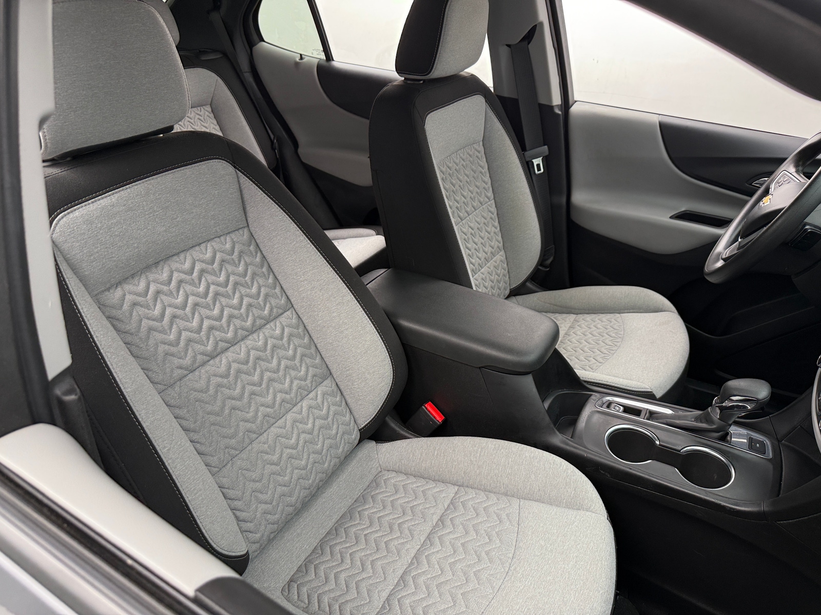 Thumbnail: 2022 Chevrolet Equinox - 2