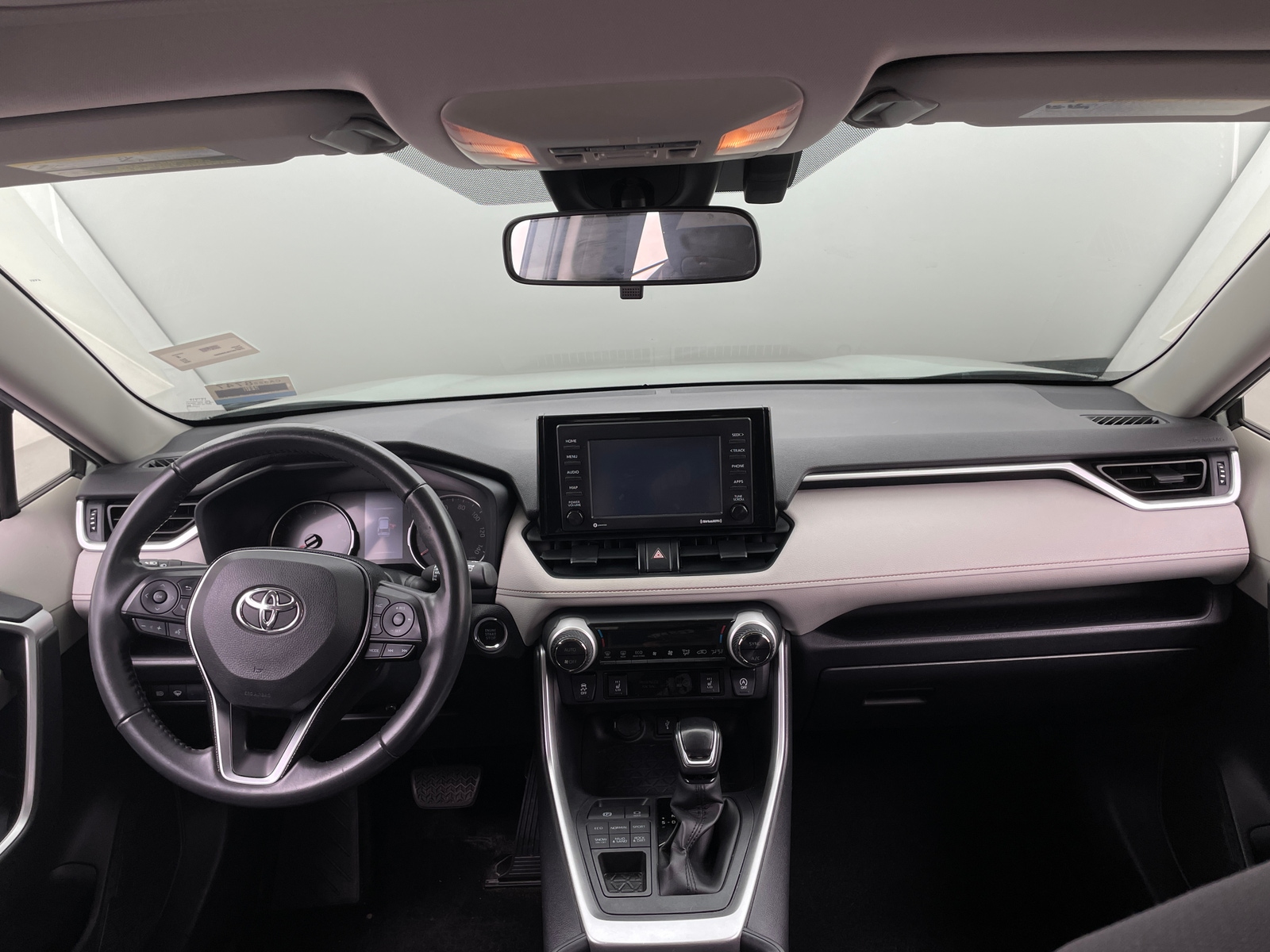 Thumbnail: 2020 Toyota RAV4 - 3