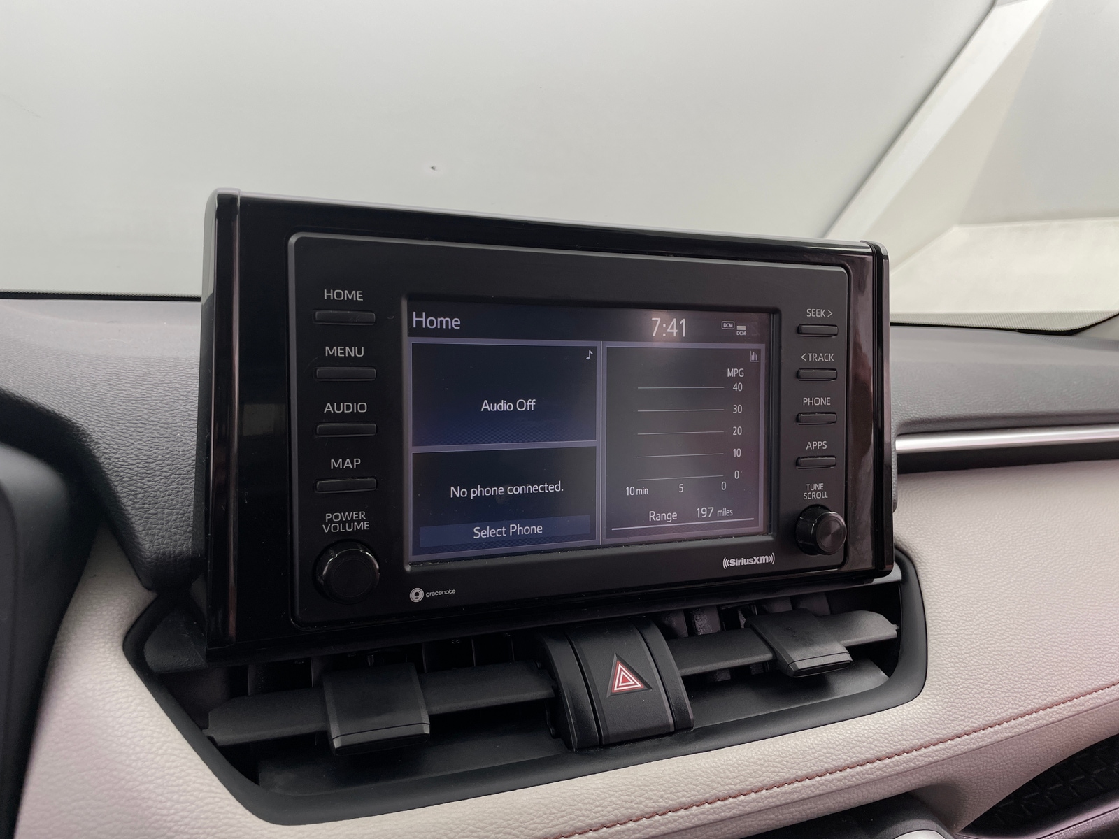 Thumbnail: 2020 Toyota RAV4 - 4