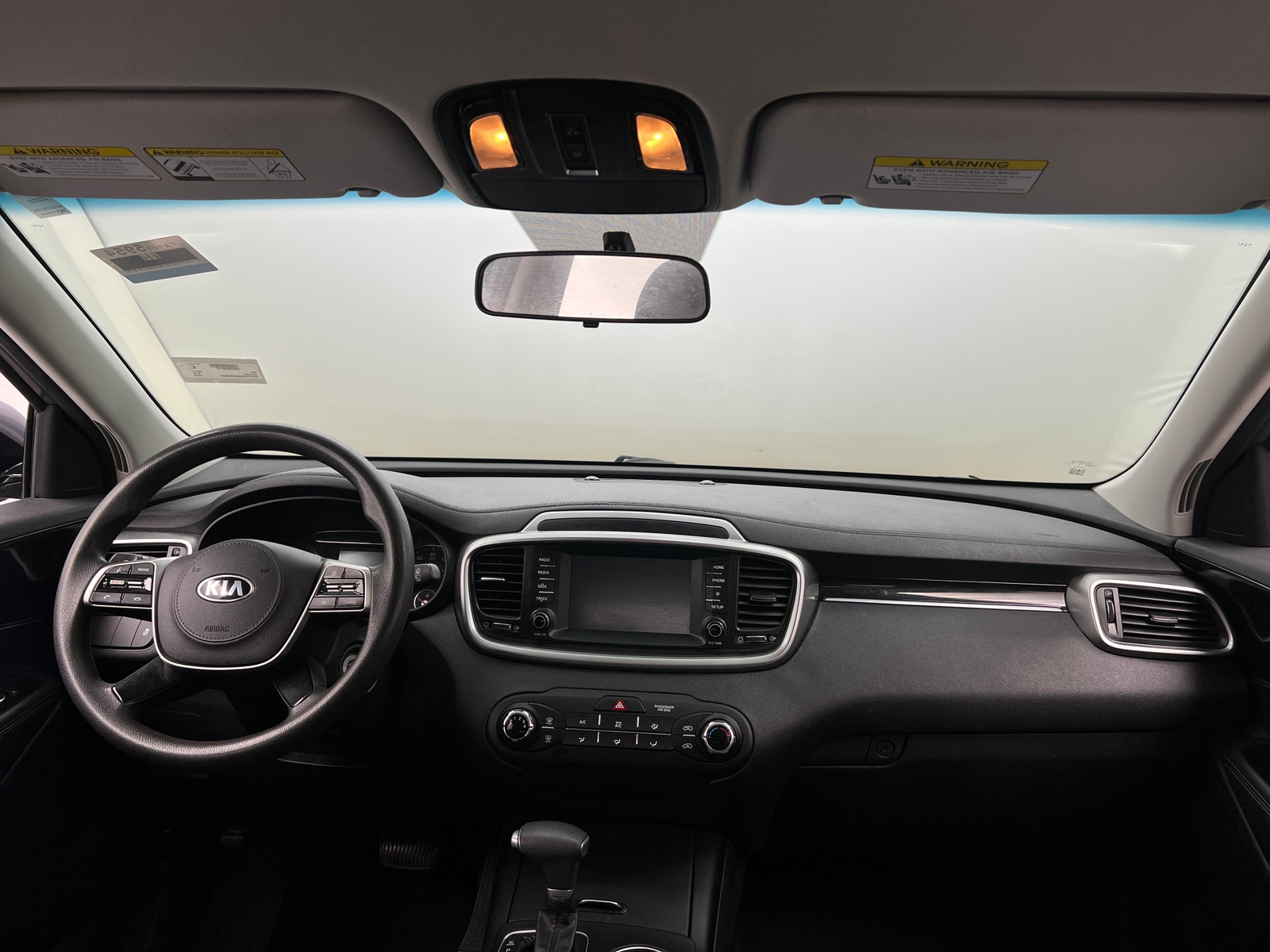 Thumbnail: 2019 Kia Sorento - 3