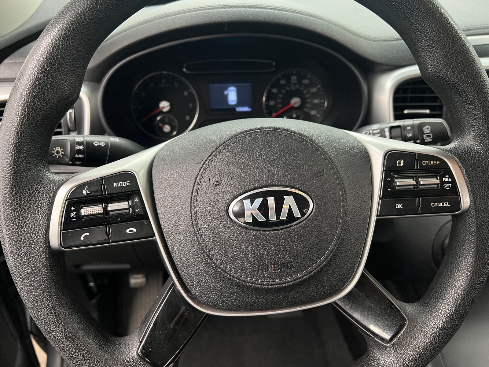 Thumbnail: 2019 Kia Sorento - 5