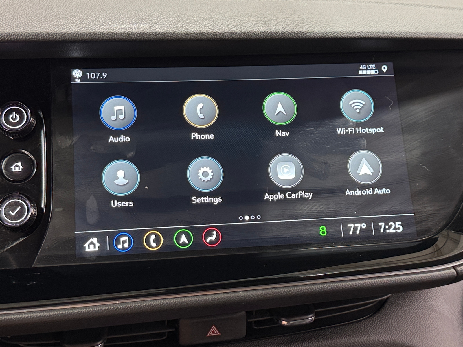 Thumbnail: 2022 Buick Envision - 3