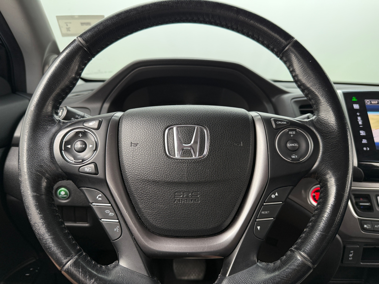 Thumbnail: 2016 Honda Pilot - 4