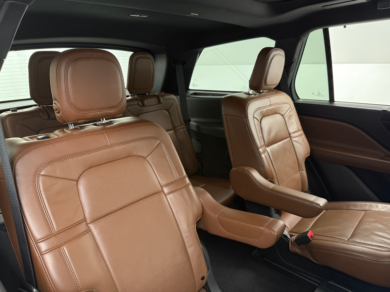 Thumbnail: 2020 Lincoln Aviator - 5