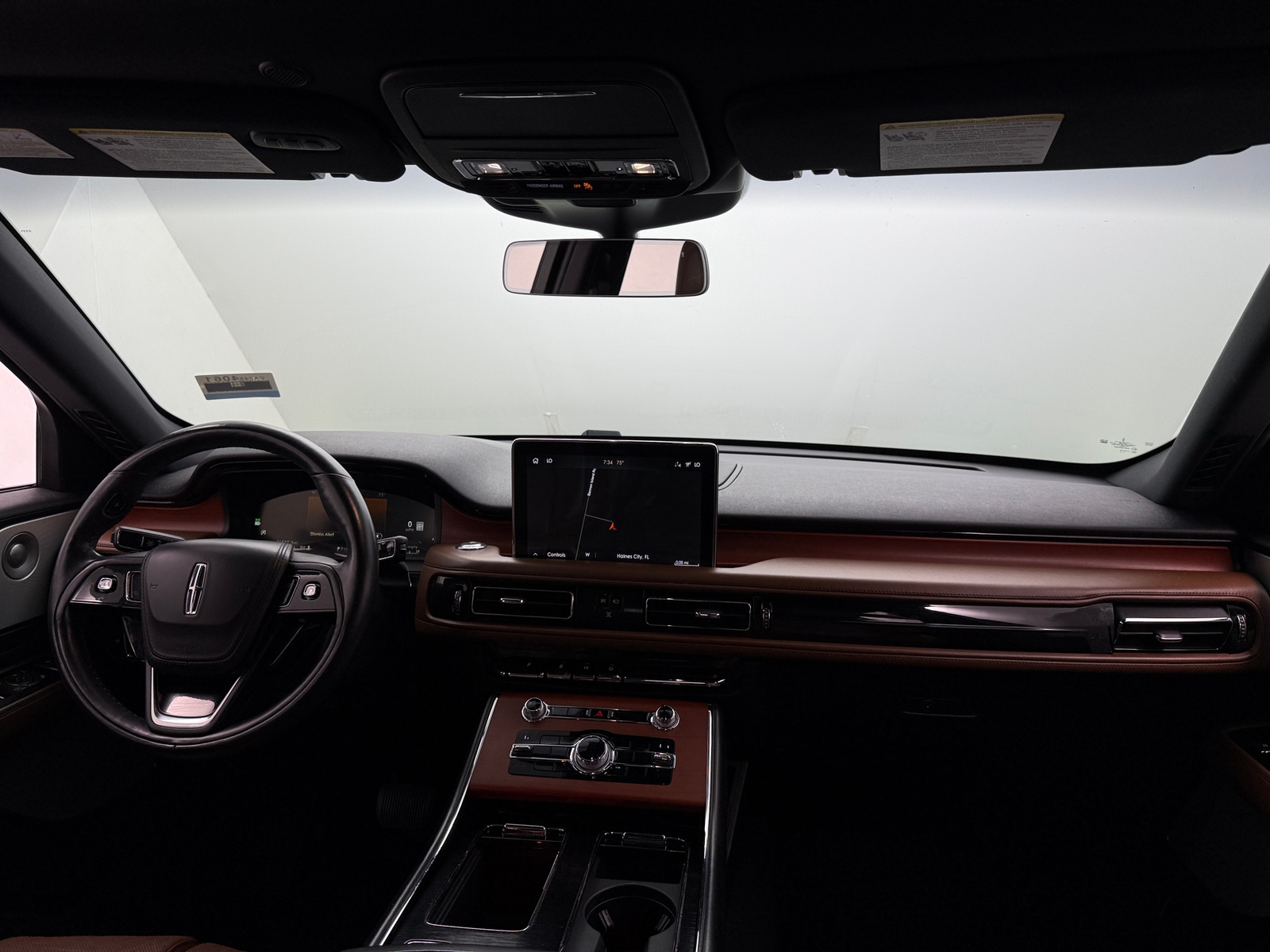 Thumbnail: 2020 Lincoln Aviator - 2
