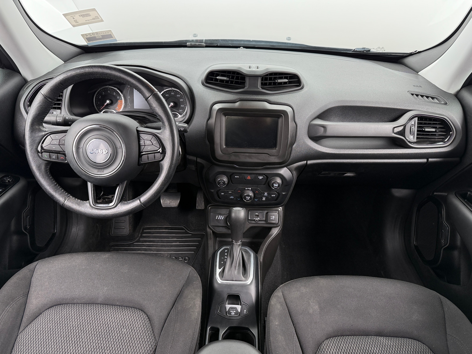 Thumbnail: 2020 Jeep Renegade - 3