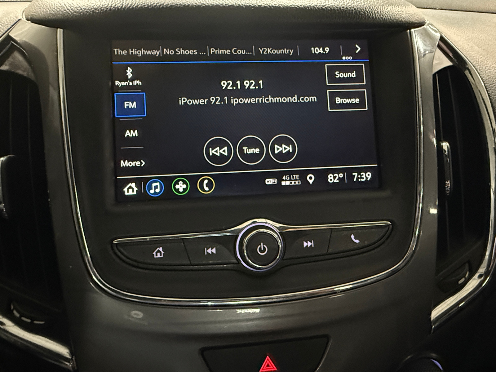 Thumbnail: 2019 Chevrolet Cruze - 4