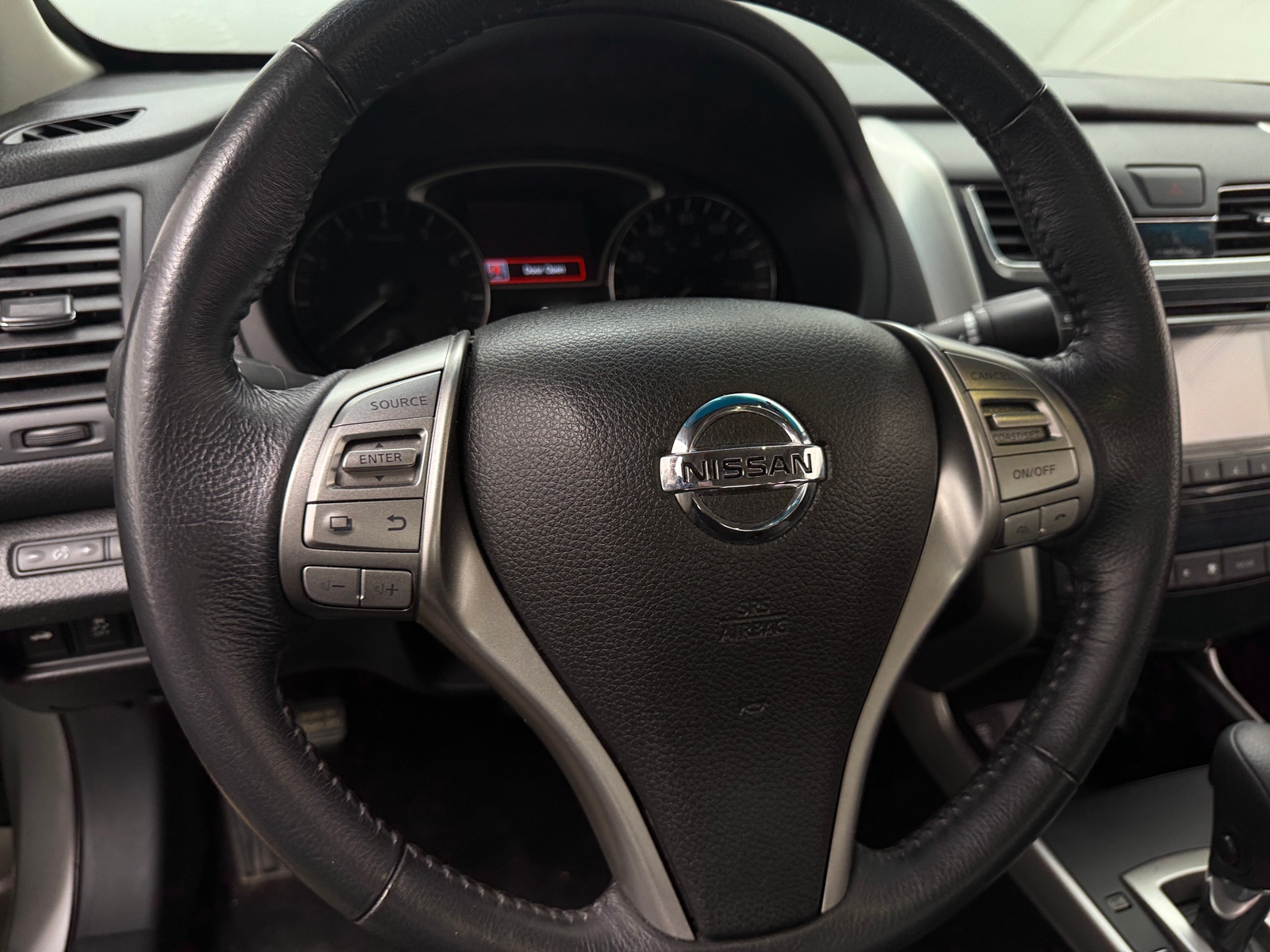 Thumbnail: 2015 Nissan Altima - 5
