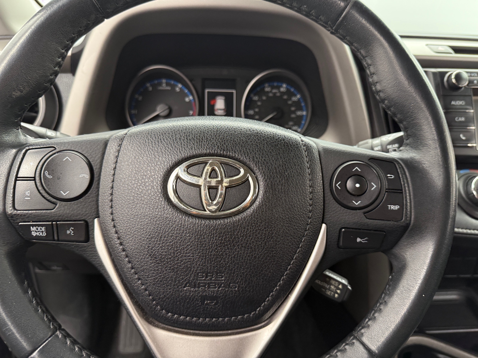 Thumbnail: 2018 Toyota RAV4 - 5