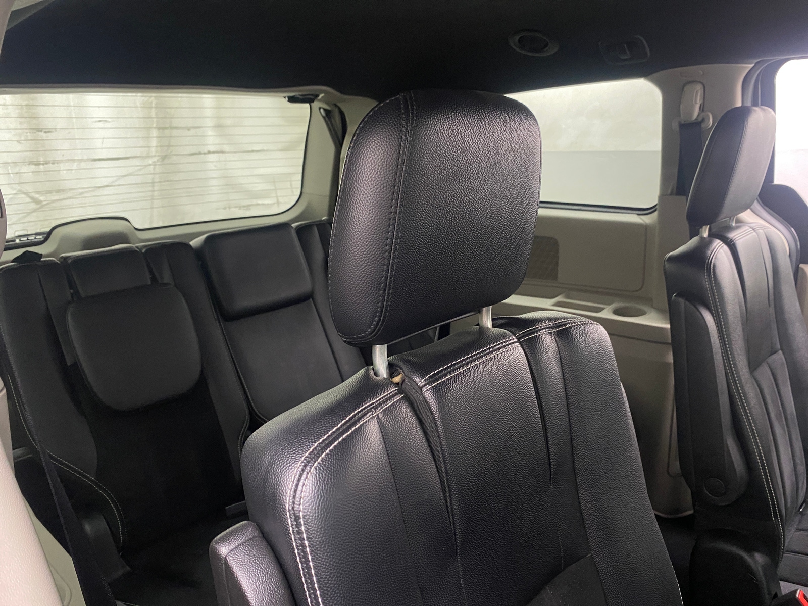 Thumbnail: 2017 Dodge Grand Caravan - 5