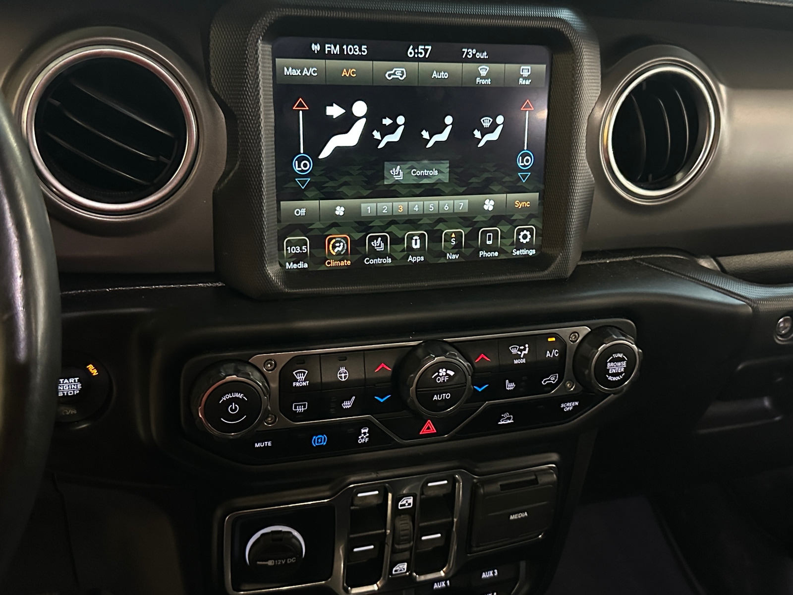 Thumbnail: 2022 Jeep Wrangler - 4