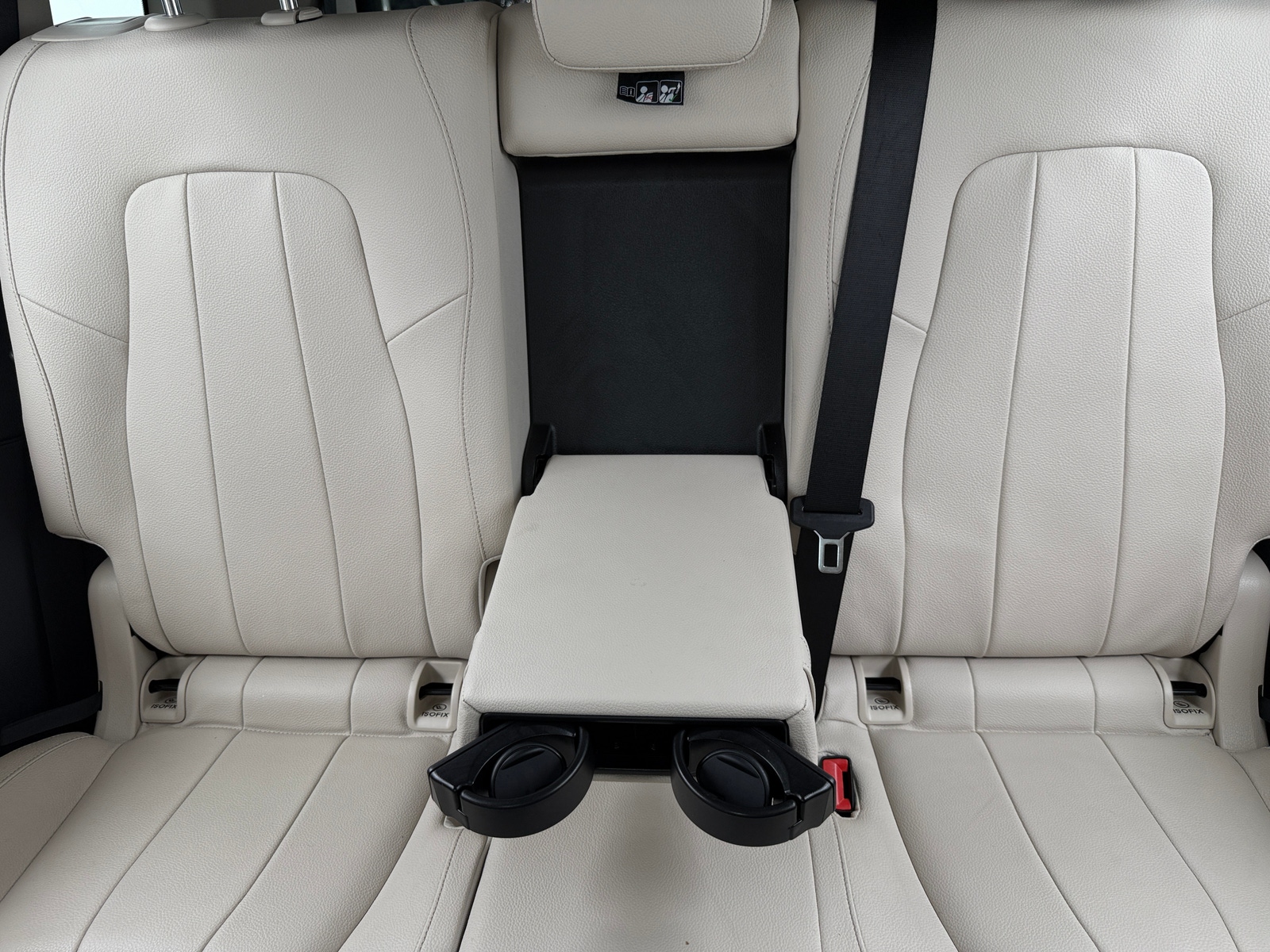 Thumbnail: 2021 Mercedes-Benz GLB - 6