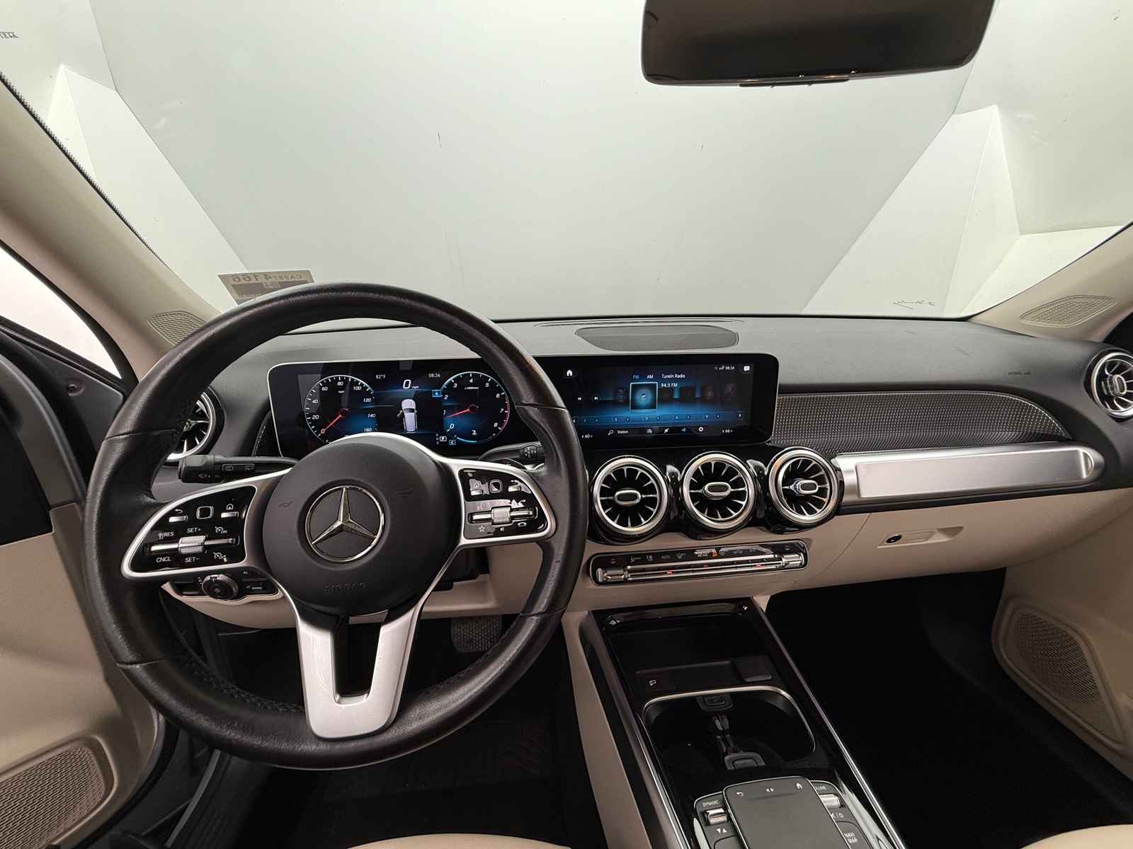 Thumbnail: 2021 Mercedes-Benz GLB - 3