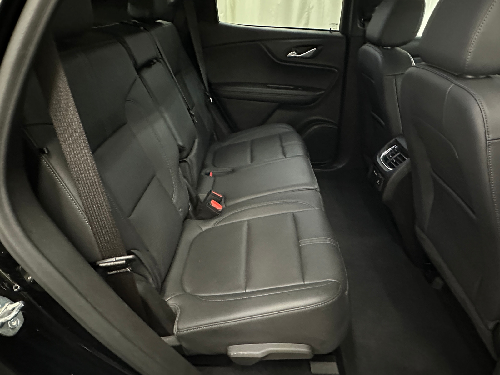 Thumbnail: 2022 Chevrolet Blazer - 5
