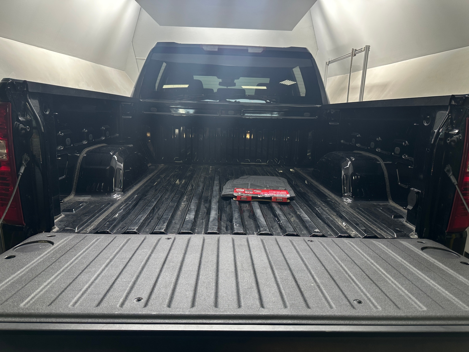 Thumbnail: 2024 Chevrolet Silverado 1500 - 7