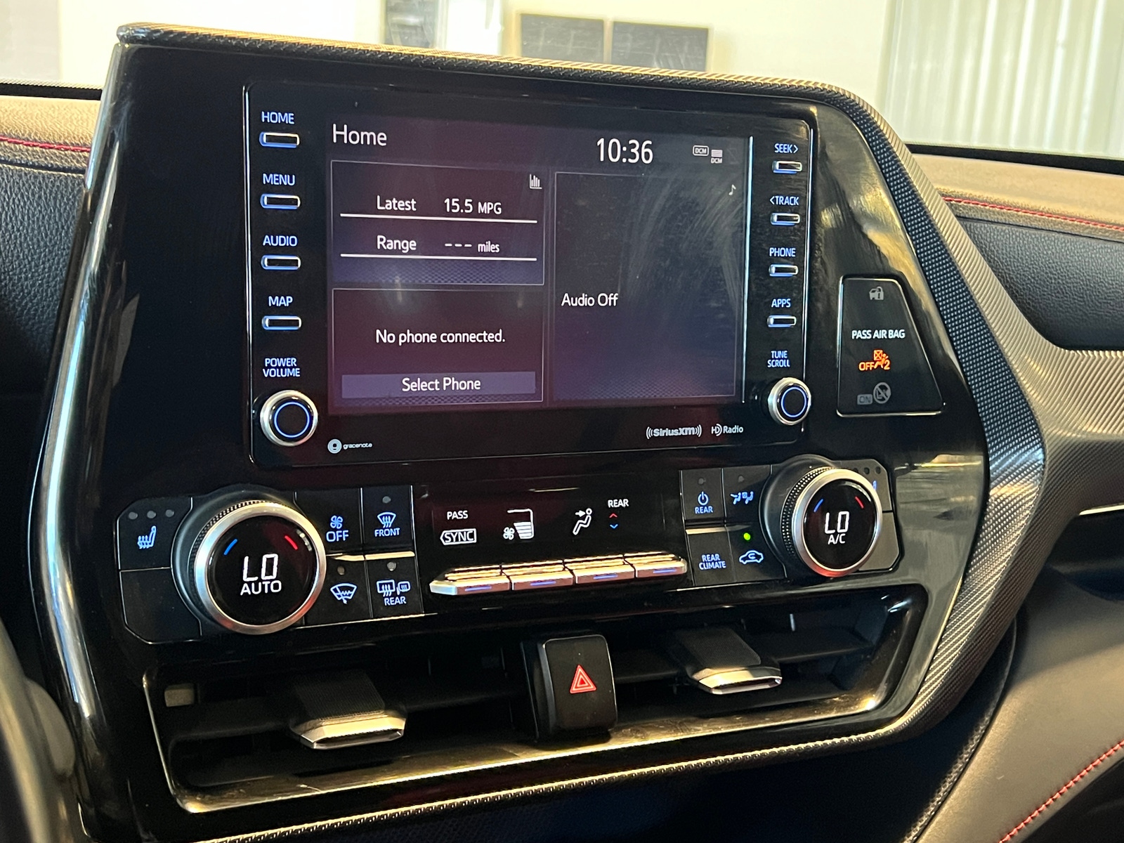 Thumbnail: 2021 Toyota Highlander - 3
